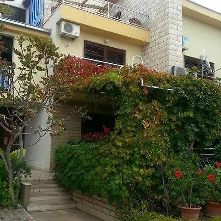 With A Parking Space Sumpetar, Omis - 2807 شقة