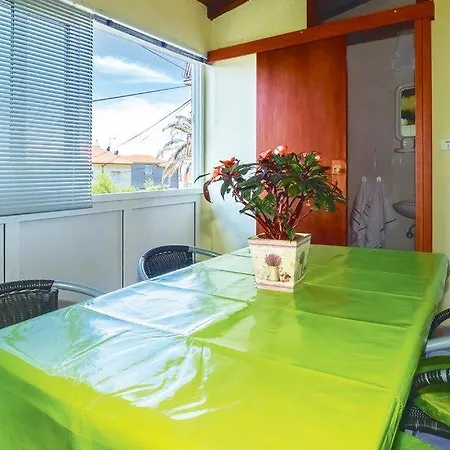 With A Parking Space Sumpetar, Omis - 2807 شقة